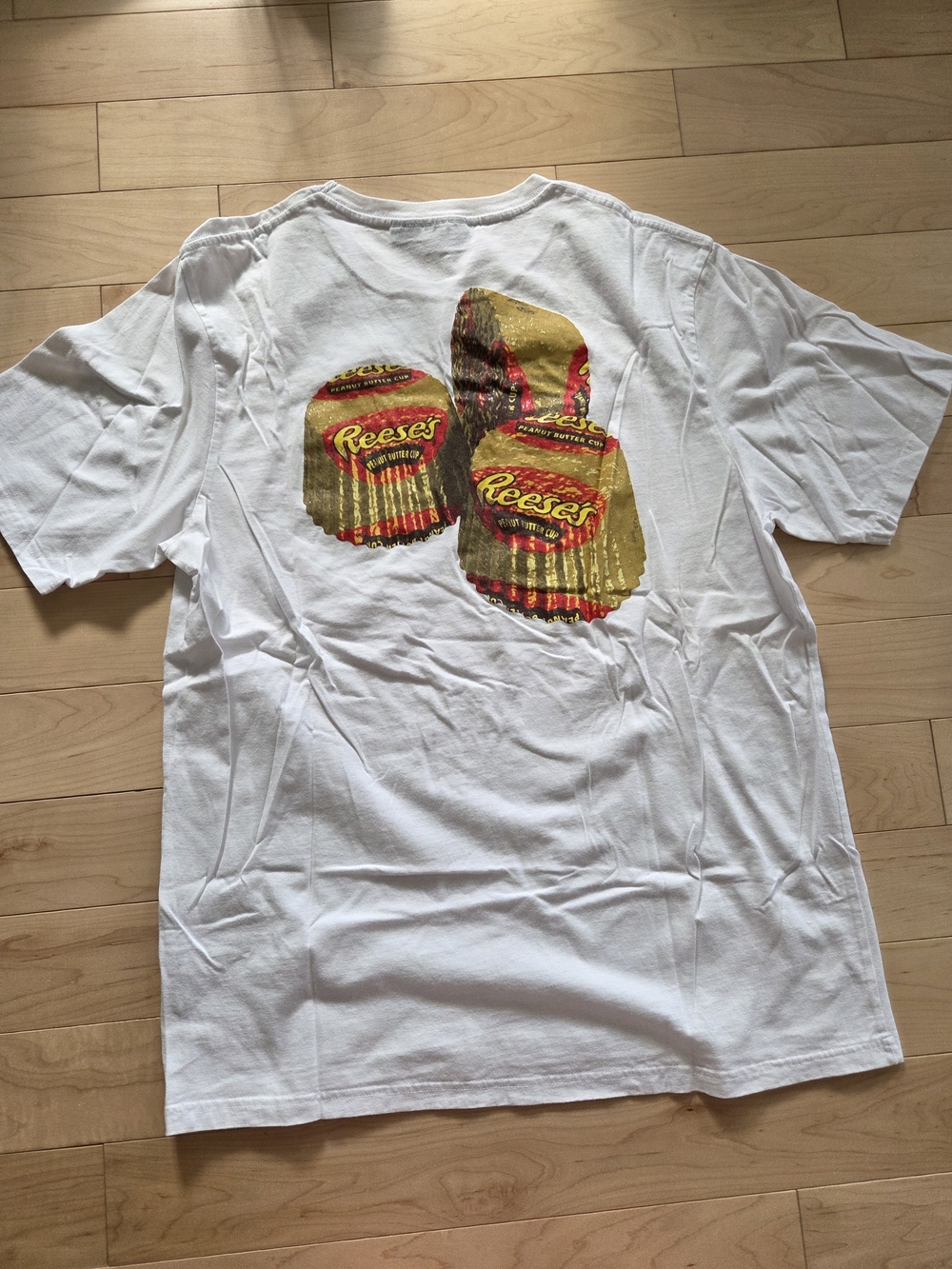 Reese's Graphic Tee - White with Gold & Orange Print